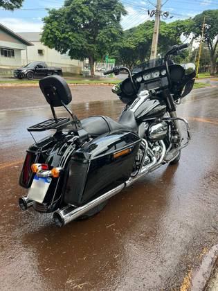 HARLEY-DAVIDSON STREET GLIDE SPECIAL HARLEY-DAVIDSON STREET GLIDE SPECIAL